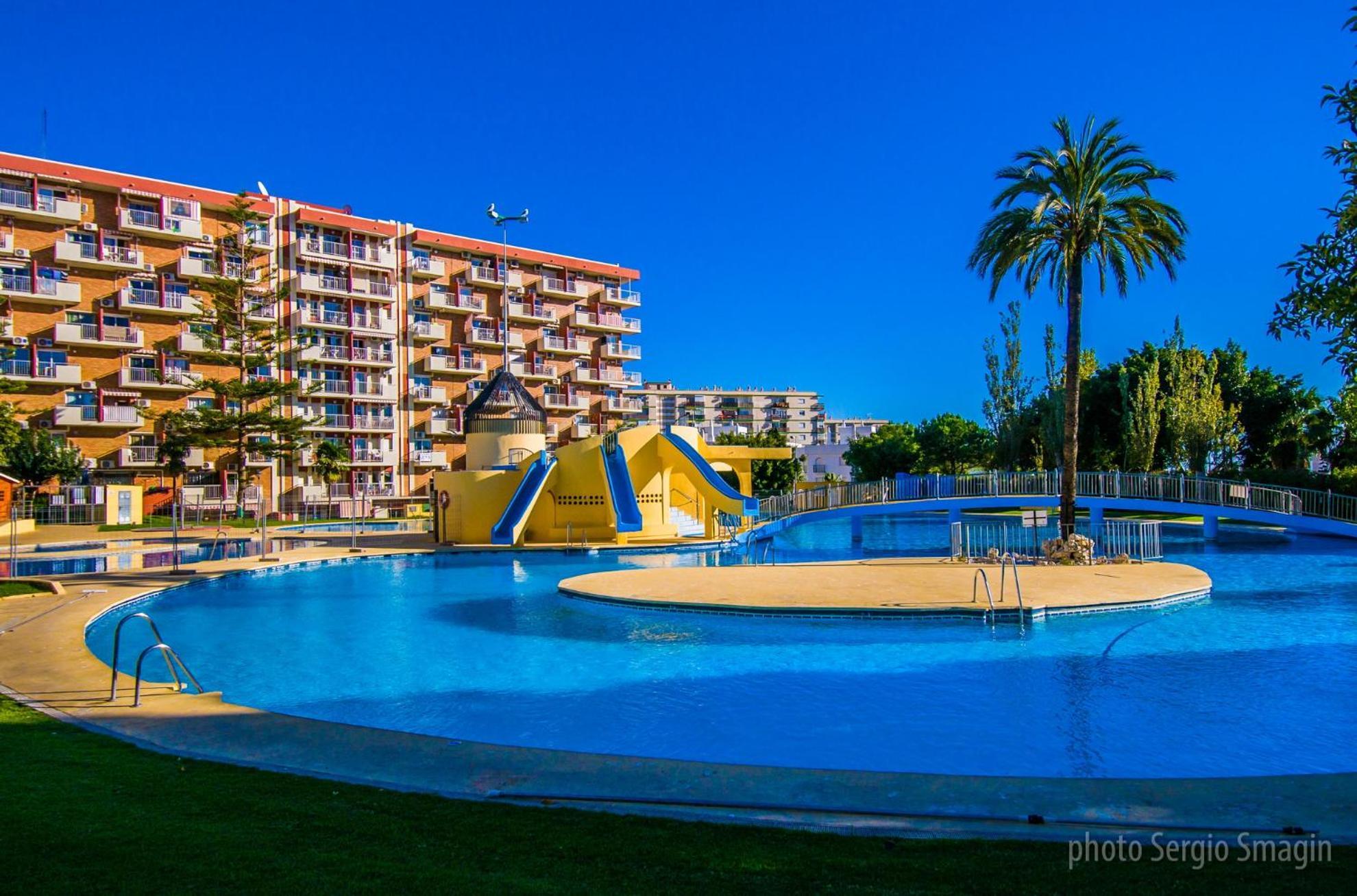 426 Estudio En Minerva Apartamentos - Vista Al Jardin - Piscina Y Playa ベナルマデナ エクステリア 写真