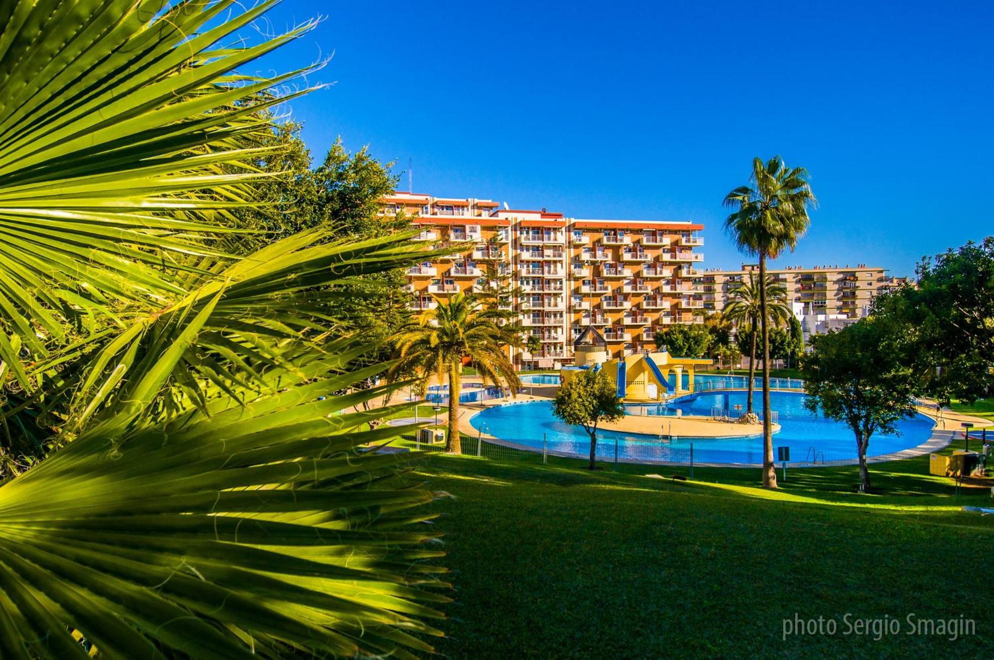 426 Estudio En Minerva Apartamentos - Vista Al Jardin - Piscina Y Playa ベナルマデナ エクステリア 写真